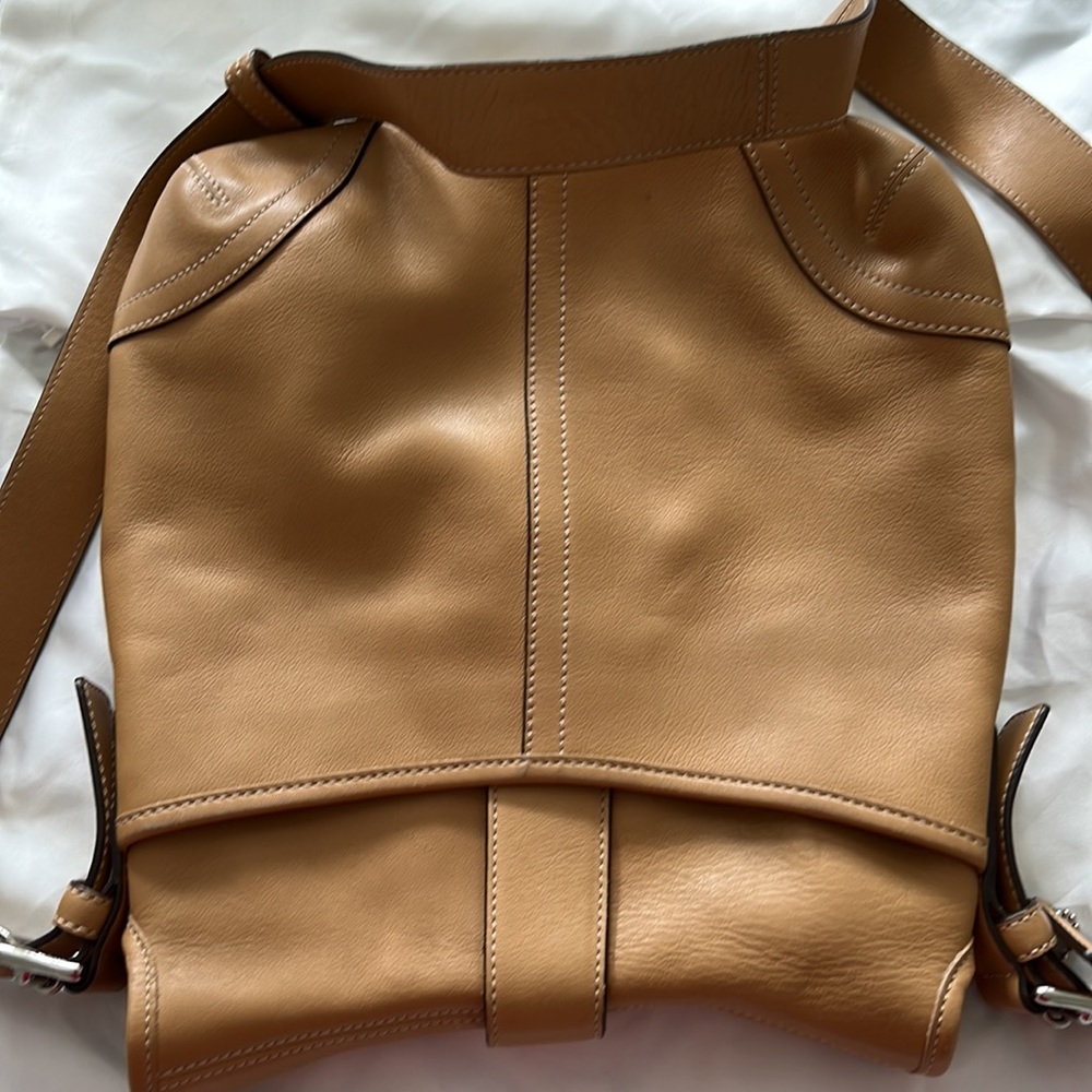 Beige Crossbody Coach shoulder bag with snap front closure - Picture 4 of 4